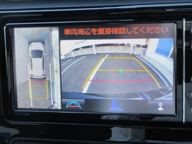 バックガイドモニターで、後方を確認しながら安心して駐車することができます。運転初心者も熟練者も必須の機能ですよ！