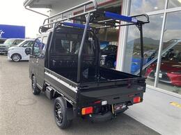 4WD・電動格納ミラー