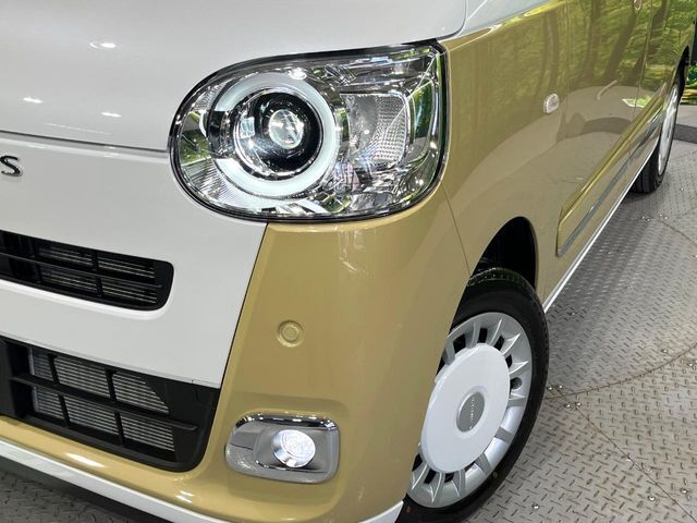 【LEDヘッドライト】悪天候や夜間走行時も良好な視界を確保し安心して運転できる高輝度LEDヘッドライトを装備！点灯速度が早く、消費電力も抑えられています。