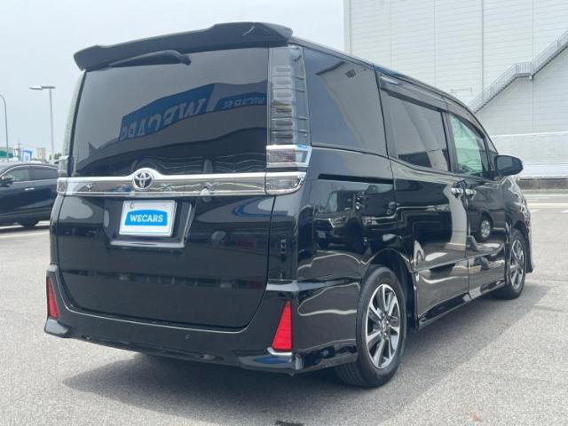 全国に店舗を展開しているのでどこでもお取り寄せが可能です！この車が気になるけど遠方だから・・・と諦める必要はありません！※別途陸送費が必要です。