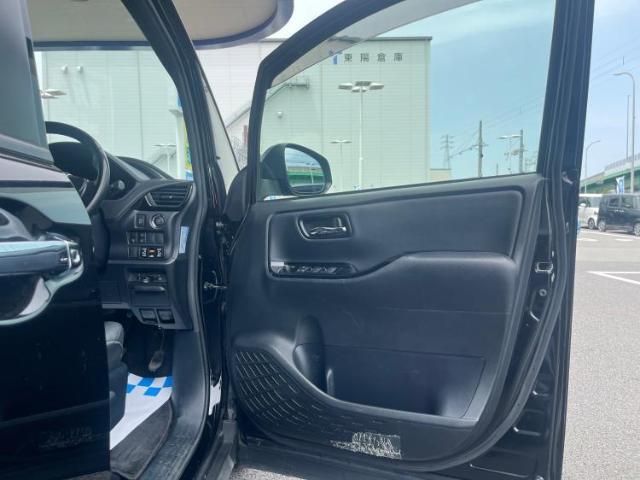 「この車の写真をもっと見たい」「状態が気になる」「この装備はついている？」どんな小さな疑問でもお気軽にお問い合わせください！