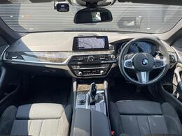 LIBERALAは、輸入車選びの新たなスタイルを提案するインポート・セレクト・ブランドです。オーナー様となる方がクルマから直接感じる感性を第一にした、最良の一台との出会いをコーディネートいたします。