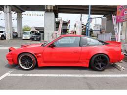 お車は見られなくても購入はできますが、現状でのお渡しをご理解できる方と致します。後付け部やパーツなど保証は一切ございません。気になる場合は動作確認してきますのでお電話でご質問下さい。動画も送れます。