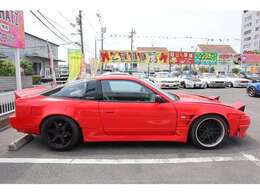 ETC！ドラレコ！バケットシート！HDDナビ！（調子悪し）外品エアクリ赤の全塗装！レーダー！外品ハンドル！シフトノブ！◎エアコン効きます！試乗できますのでご確認下さい！アクセス多数！大人気！お早めに！