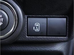 【電動スライドドア】ボタンを押すだけでスライドドアの開閉が可能。もちろんキーからの操作も可能。お子様を抱いている時・両手いっぱいの荷物を持ってる時など非常に役立ちます。