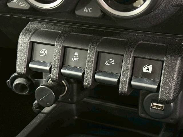 全車修復歴なし！鑑定付きの良質なお車のみを厳選して展示中☆第3者機関の認定付き車ですので、遠方の方でも、安心してご検討いただけます。