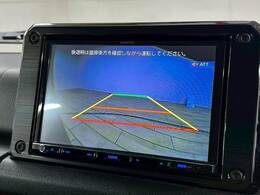 【カラーサイドモニター】を装備しております。左前タイヤ付近の映像がカラーで映し出されますので幅寄せや縁石の確認ができて安心です。
