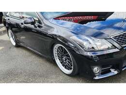 遠方でも安心の全国対応無料1年保証付き！エンジンやオートマ、エアコンや電装系も保証対象！しかもお客様のお近くの提携会社で修理対応！故障時はロードサービス付きで安心もお届けします！詳細はお問い合わせを！