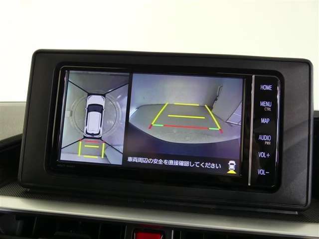 【バックカメラ】バックカメラ装着車です。バックする時に、後方の様子をナビ画面に表示します！慣れない駐車場での駐車や、せまい場所での車庫入れの時も、安全確認OK！思いがけずコツン！なんて事も防げますヨ