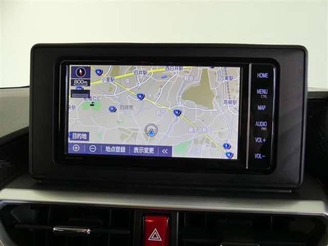 【メモリーナビ＆フルセグTV】フルセグTVチューナー装備☆タッチパネルで目的地セットも簡単！CD＆DVDプレイヤー内蔵☆渋滞情報（FM-VICS）もキャッチ！