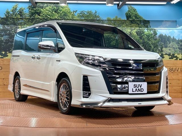 大好評のボディコーティング「弾スプラッシュコート」もご納車までに施工可能。通常のガラスコートと異なる、耐久年数6年の無機質ガラスコーティングが、ボディをキレイな状態に保ってくれます。