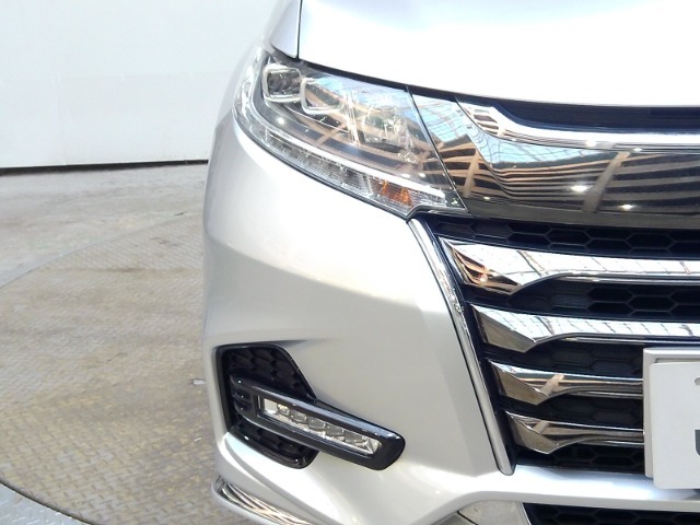【LEDヘッドライト】LEDヘッドライトは消費電力が少ないので寿命が長いですよ！明るさも十分で、夜間走行の負担を和らげてくれます！