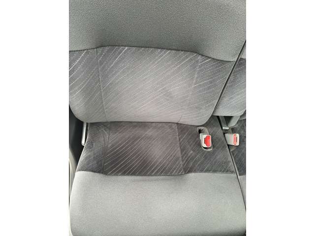 きれいなシートでございます！