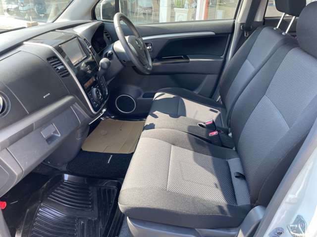 当店のお車をご覧いただきありがとうございます♪＝＝光輪モータース＝＝フリーダイヤル 0078-6002-724074＝