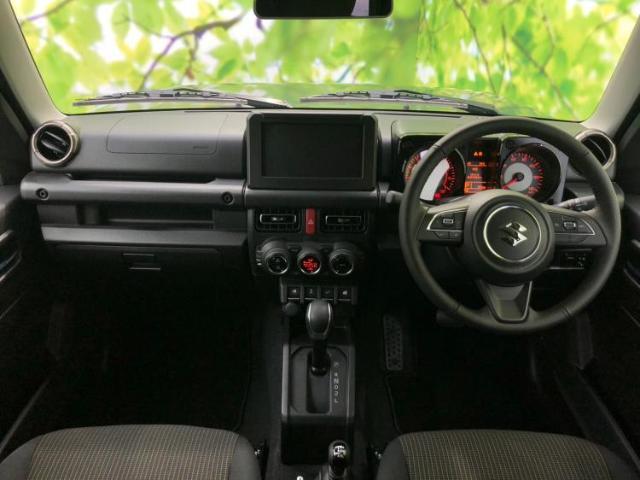 「この車の写真をもっと見たい」「状態が気になる」「この装備はついている？」どんな小さな疑問でもお気軽にお問い合わせください！