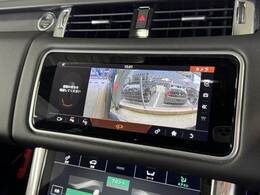 【全周囲モニター】を装備しております。全周囲カメラで危険察知。狭い駐車場でも安心して駐車できますね。