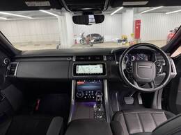 【インテリア】ブラックを基調とした、洗練されたインテリアは一見の価値あり。