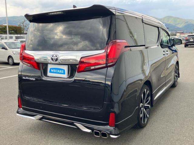 全国に店舗を展開しているのでどこでもお取り寄せが可能です！この車が気になるけど遠方だから・・・と諦める必要はありません！※別途陸送費が必要です。