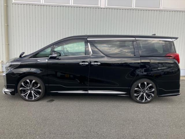 WECARSの在庫ページをご覧いただき誠にありがとうございます！WECARSは「お客様第一」をモットーにお客様のカーライフを全力でサポートいたします！