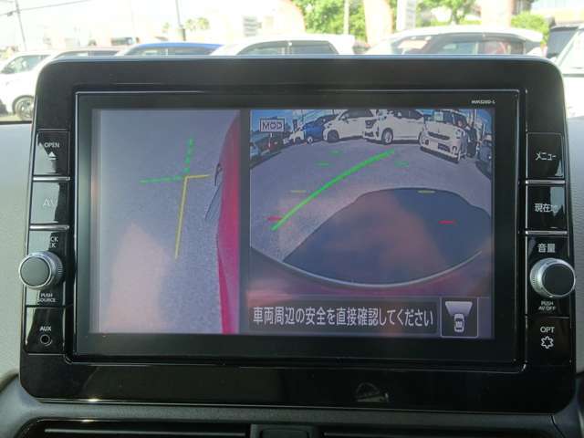 ◆アラウンドビューモニターは目視しにくい車の左下も映像で確認できるので安心です☆
