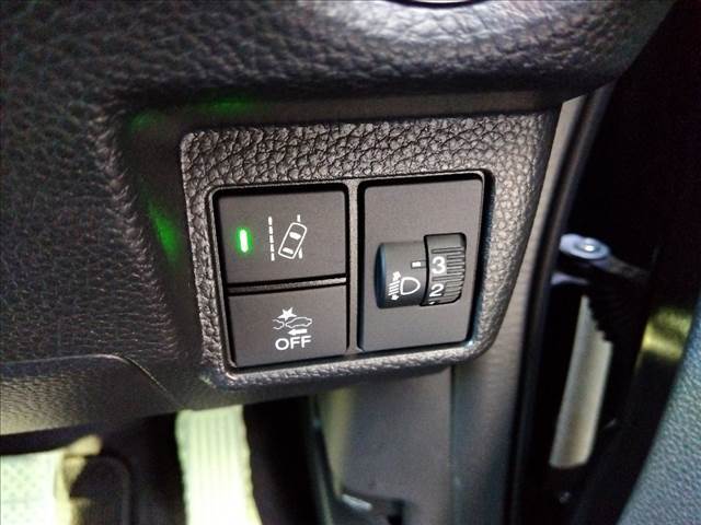 4WD☆ホンダセンシング☆8インチナビ☆Bluetooth☆バックカメラ☆ドラレコ☆前席シートヒーター☆両側電動ドア☆LEDライト＆フォグ☆シーケンシャルウィンカー☆オートブレーキホールド☆試乗OK☆
