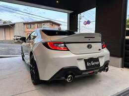 とてもカッコイイデザインですね！