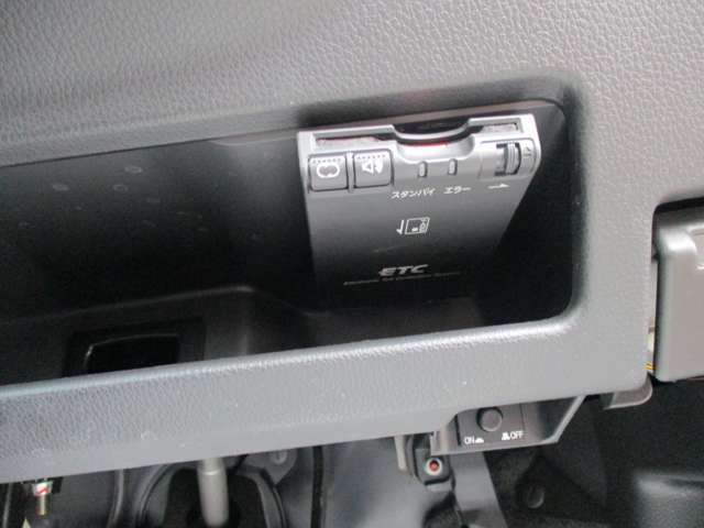 厳選仕入れで自信を持ってお勧めできる中古車を展示しています。ですがご契約前には、お客様ご自身の目での現車確認をお願いしております。見て頂ければ納得して頂ける自信があります。