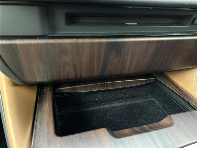 店舗にて現車の確認もいただけますので、お電話で在庫のご確認の上是非ご来店くださいませ！！！