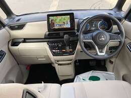 インパネ部も全体的にきれいにしてます。ご納車前には再度清掃をしてピカピカにしてご納車いたします！