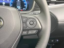 【レーダークルーズコントロール】高速道路での長距離走行が楽に！！自動で速度を保つクルーズコントロールが、衝突軽減システムと連携し、前方の車両を感知して車間を保つように速度調節してくれます！！