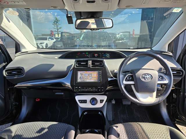 【★車内の匂い】大切にされていた様子が見受けられます！もちろんタバコやその他の嫌な臭いもございません！気持ち良く乗り出しいただけます♪