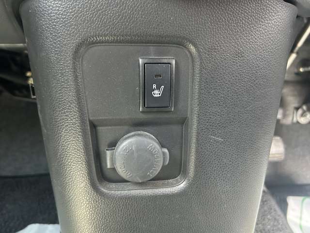 〈運転席操作部〉