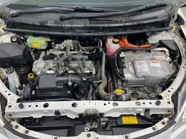 親切・丁寧な専門メカニックスタッフが応対！・車検・点検整備・事故等の修理などアフターサービスも安心。お車のカスタマイズもネクステージのサービススタッフまでご相談ください！