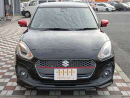 スタイリッシュな顔つき。やっぱりときめくお車に乗りたくなりますね！