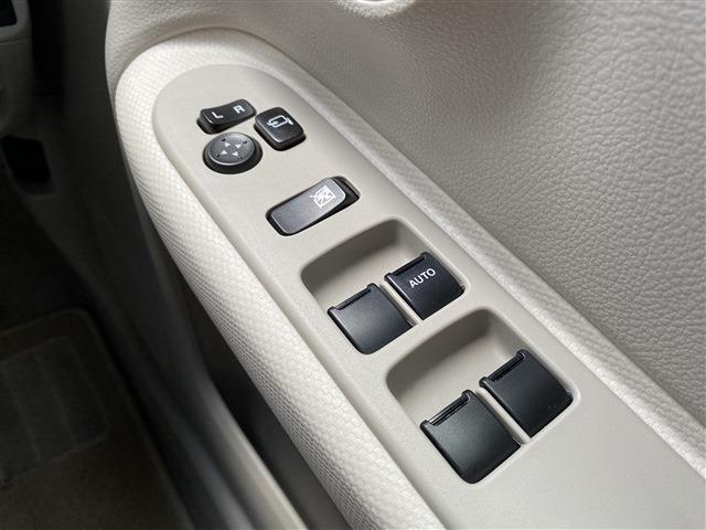 当店のお車をご覧いただきましてありがとうございます。お車についてのご質問やお見積りのご依頼、ご購入にあたってのご相談などは無料電話(0078-6002-312860)にお気軽にお問い合わせ下さい！