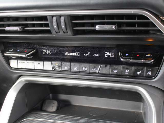 カーセブンは自動車買取サービス顧客満足度にて「最優秀賞」を受賞いたしました！下取り車も安心してご売却ください！