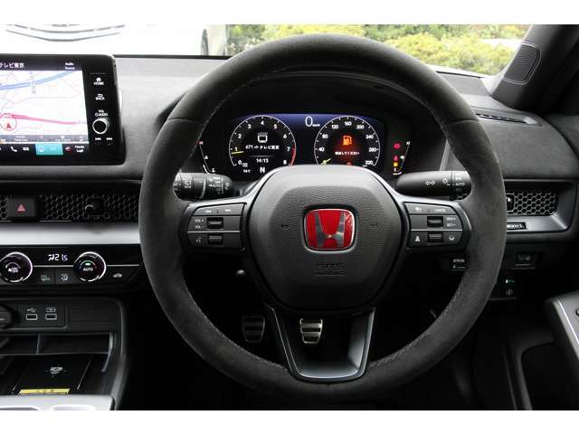 自ら操るハンドル！ドライバーの生命線です。お客様の目で実際にご確認ください。