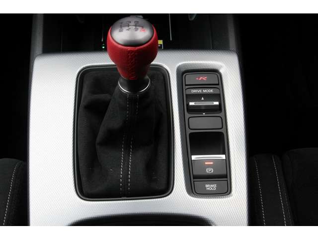 お車の知識がなくても大丈夫です！皆様のご来店をスタッフ一同、心よりお待ちしております。