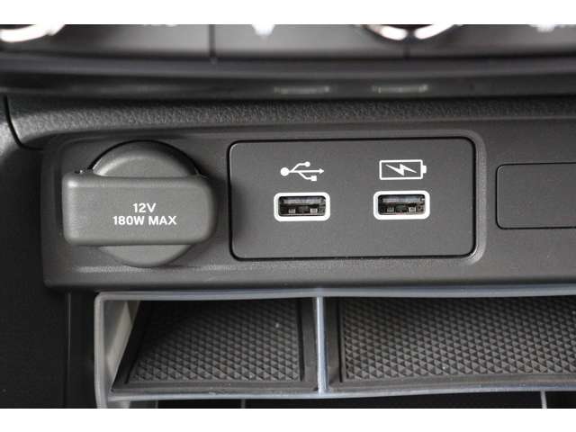 すぐにご来店頂けない場合や遠方にお住まいの方、車両状態の詳細が知りたい方はお気軽にご連絡下さい♪