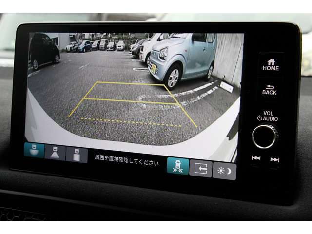 バックカメラ装着済！死角になりやすい後方もとても見やすいです☆車庫入れに自信がない方や縦列駐車が苦手な方にも、オススメな機能です！安心度もアップ！