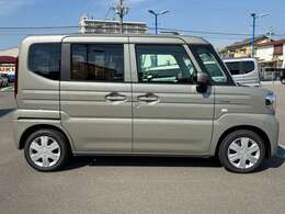 当店中古車は比較的状態の良い車を厳選しております。