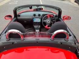 電動フルオ-プン。ワンオーナーで状態良好です。