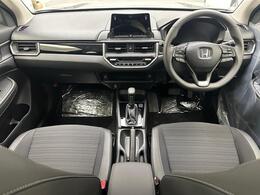 【インパネ全体】全方位で視界が広く、高い目線で運転もしやすいです！