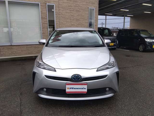 R8/7車検有　走行4万1千　トヨタセーフティセンス　コーナーソナー　メモリーナビ　フルセグTV　バックカメラ　ETC　前後ドライブレコーダー　レーダークルーズ　純正アルミ　LED　ワンオーナー