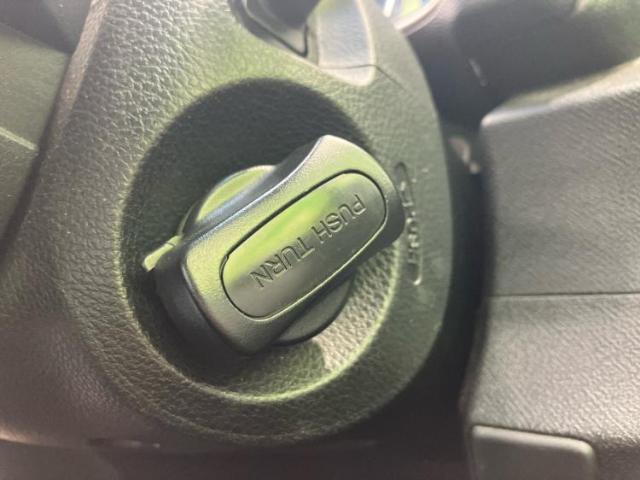 お車に合わせて無料保証以外にも、保証範囲、期間、距離を拡充させた有料保証もご用意しております！中古車の購入が初めてで不安・・・というお客様もご安心ください！