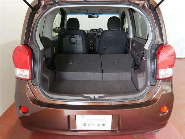 水平に倒すことができますので、大きな荷物もラクラク積めます！！