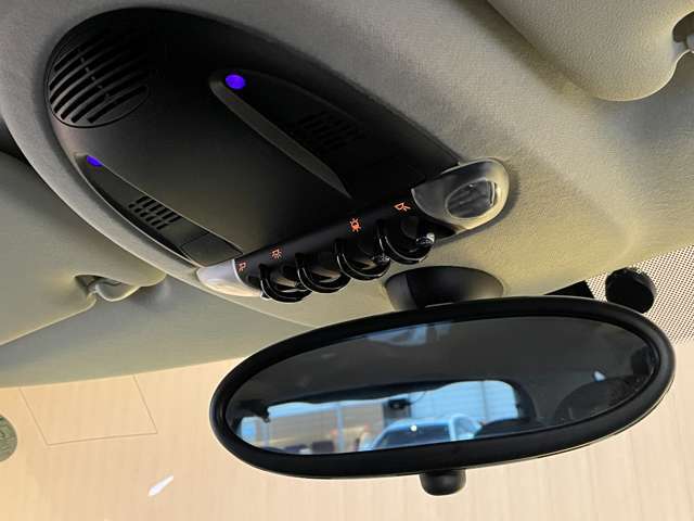 全国納車可能です。納車方法及び費用につきましては、お気軽にコーディネーターまでご相談ください。遠方のご納車の際も我々がしっかりサポートさせて頂きます。お気軽にスタッフまでご相談下さい。