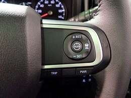 ◆三重県最大級の大型屋内中古車センター♪ヴァーサス鈴鹿店です♪オールジャンルの展示車が盛り沢山です♪在庫の無い車両のオーダーも受け付けます♪電話→059-384-5050までお問合せ下さい◆