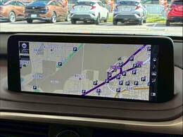 【純正ナビ】装備です！フルセグTVやBluetoothなど充実装備です！