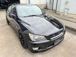 外装同色オールペイント　タイミングベルト交換済み　クスコ車高調　WORK　EMOTION17インチアルミホイール　社外ホーン　ETC　ドラレコ　6速マニュアル　3S-GE　Beamsエンジン